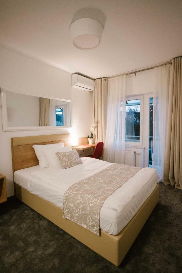 2I Rooms Ðakovo Dış mekan fotoğraf