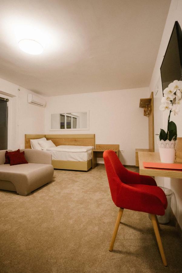2I Rooms Ðakovo Dış mekan fotoğraf